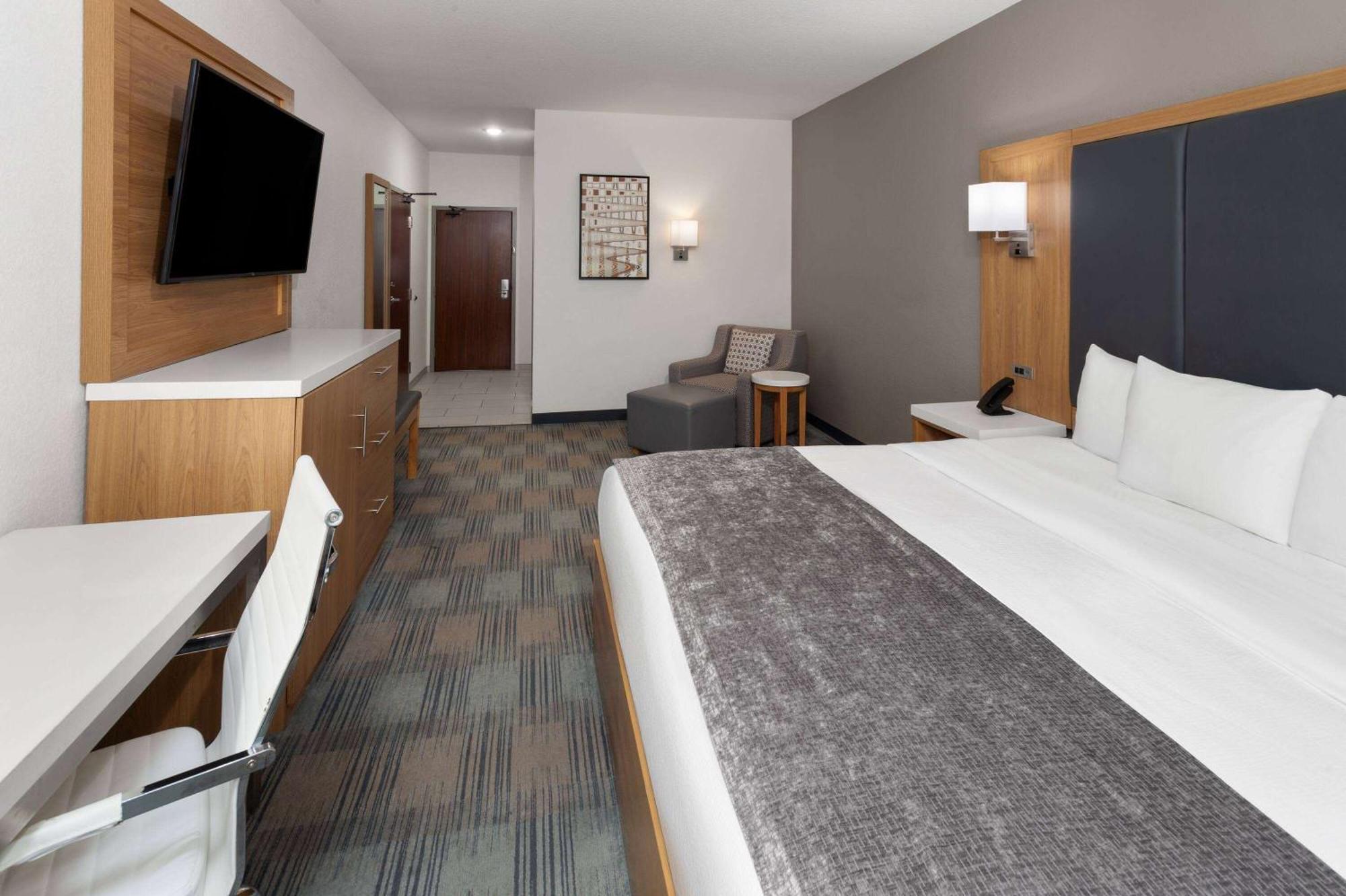 La Quinta Inn & Suites By Wyndham Coralville Iowa City Dış mekan fotoğraf