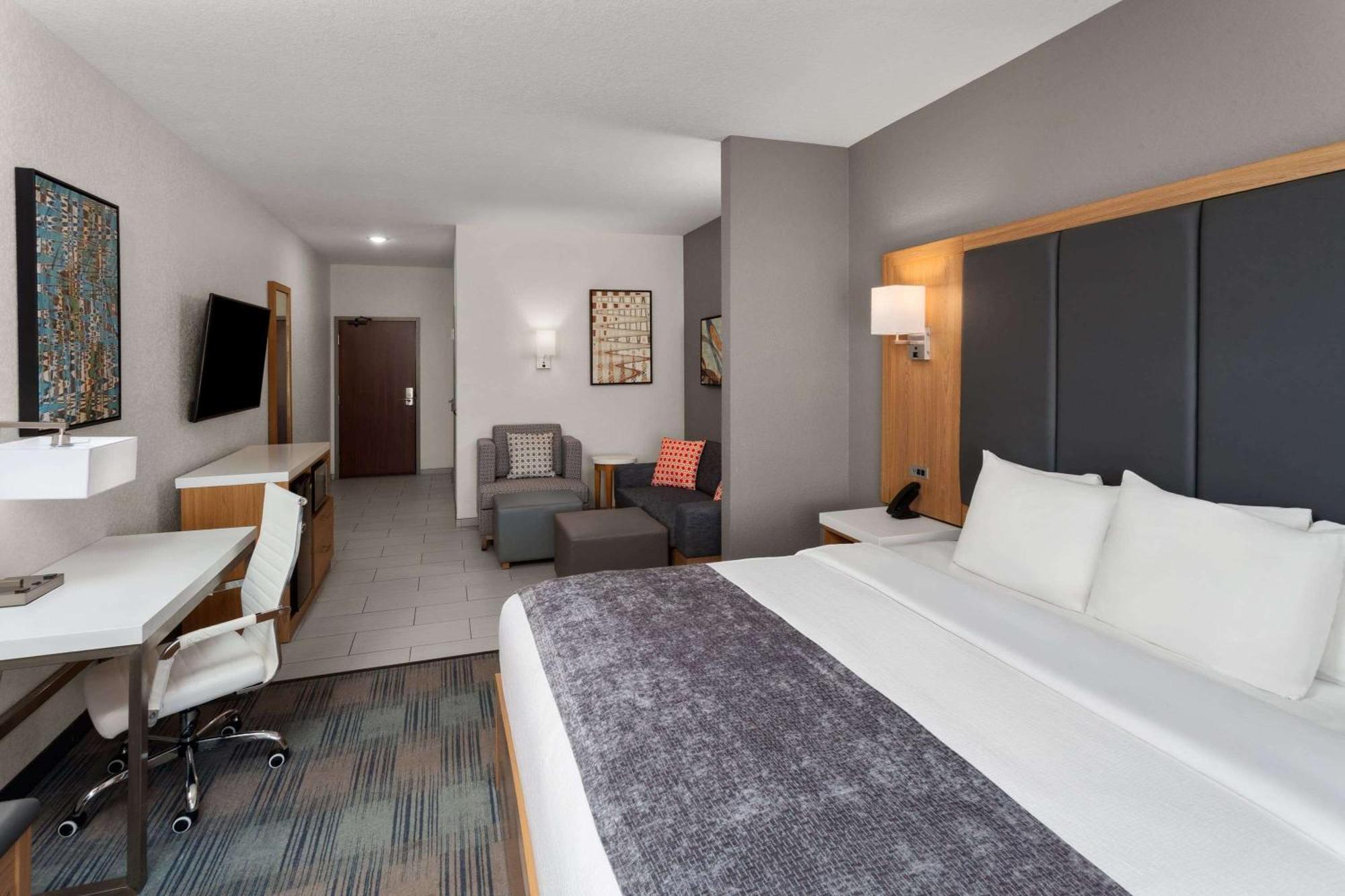 La Quinta Inn & Suites By Wyndham Coralville Iowa City Dış mekan fotoğraf